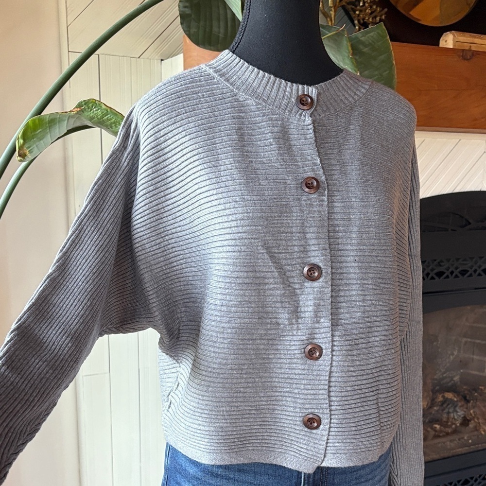 Batwing sweater - Picture 6 of 11